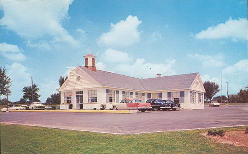 Bill Knapps - Old Post Card (newer photo)